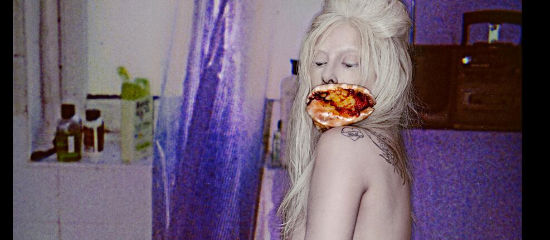 Lady Gaga – Venus