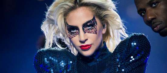 Lady Gaga au Super Bowl LI