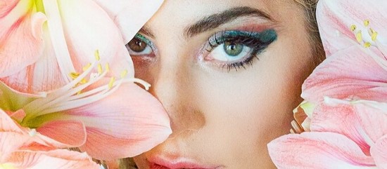 Lady Gaga lance sa ligne de cosmétiques… « très bientôt »